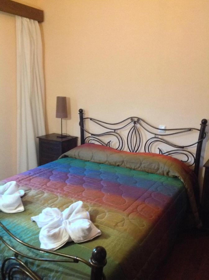 מית'ימנה Molivos Sunset Apartments חדר תמונה